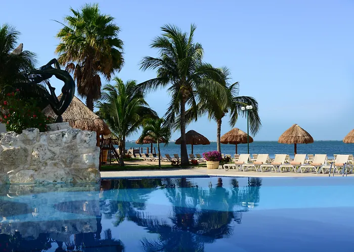 Sunset Marina & Yacht Club Hotel Cancún
